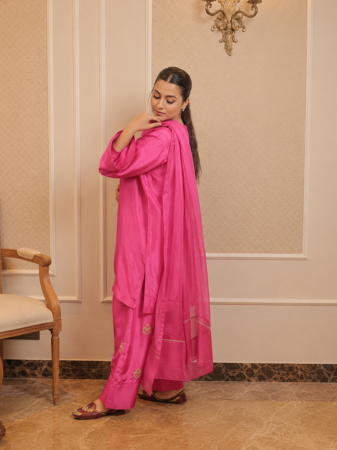 NAZO FARSHI SHALWAR KAMEEZ