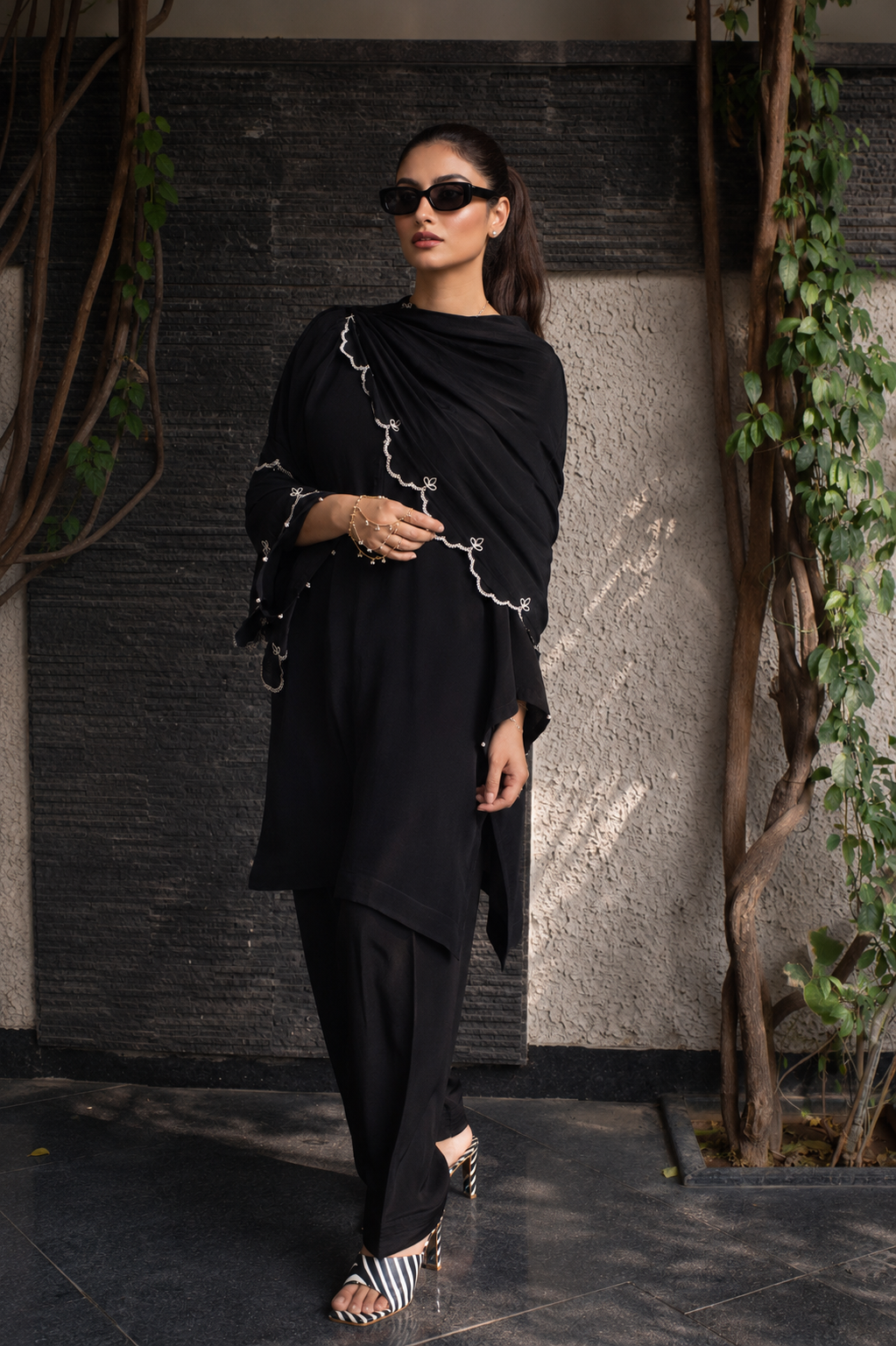 NUREH SHALWAR KAMEEZ BLACK