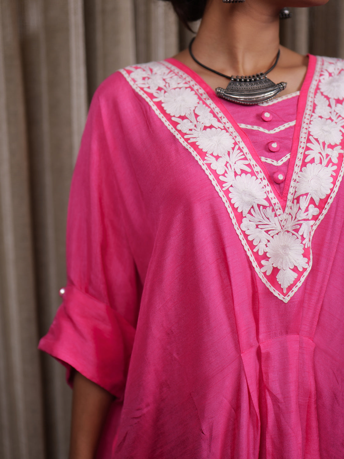 Begum Kashmiri Aari Embroidered V-Neck Kaftan