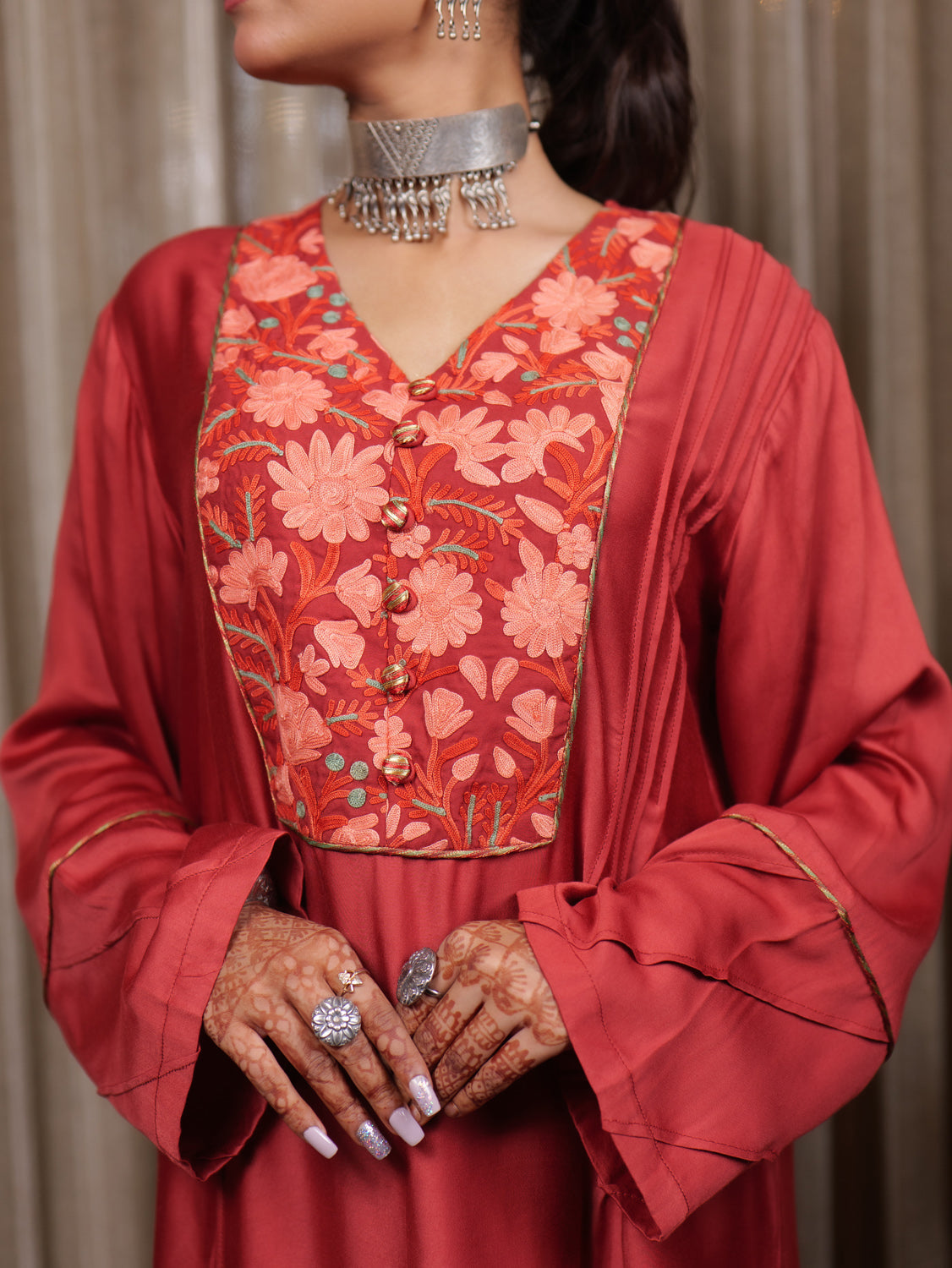 Begum Kashmiri Aari Embroidered Yoke Kurta with Pants