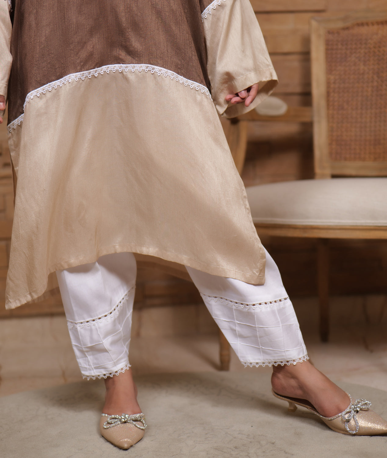 Jashan-e-Bahara Color-block Kurta