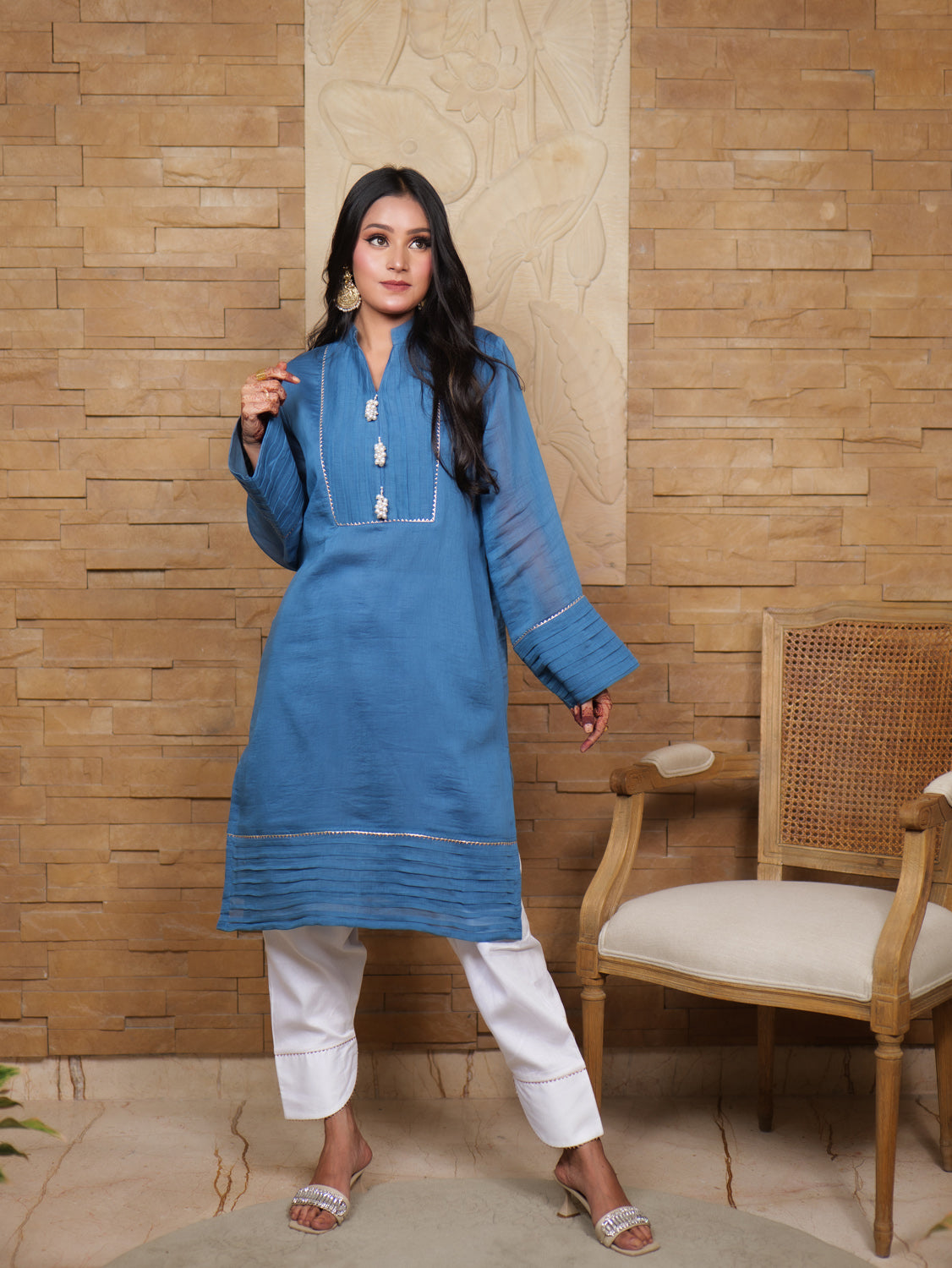 Jashan-e-Bahara Panel Kurta Set