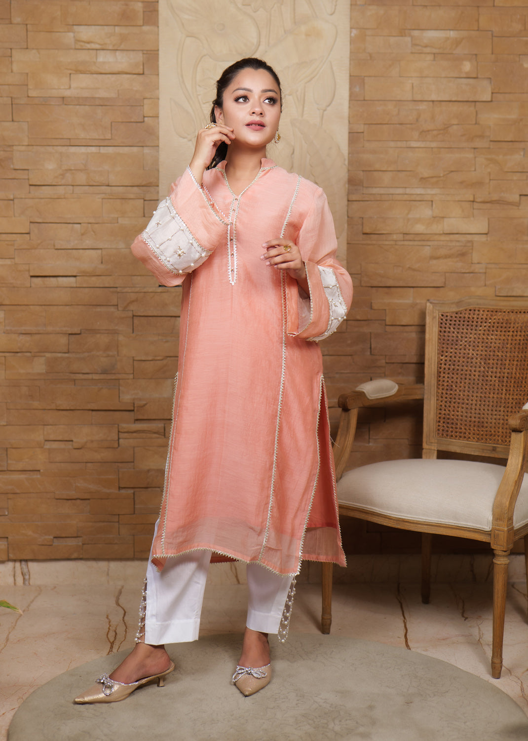Jashan-e-Bahara Statement Sleeve Embellished Kurta
