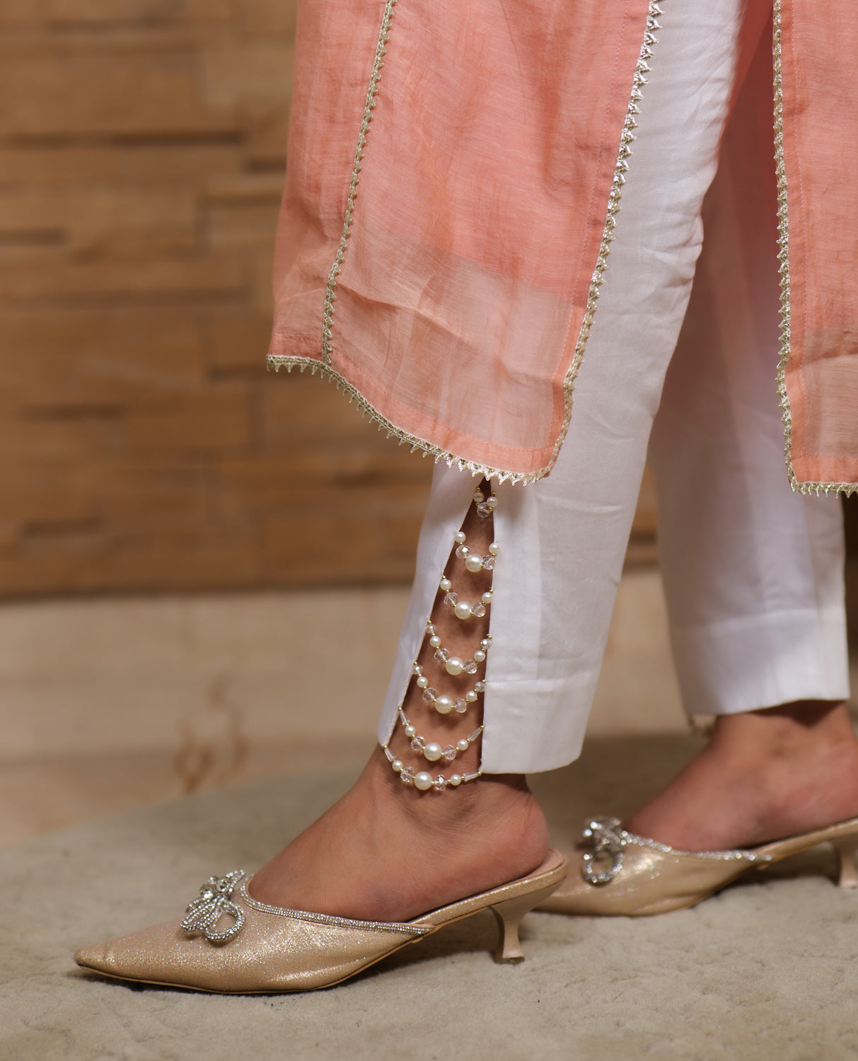 Jashan-e-Bahara Statement Sleeve Embellished Kurta