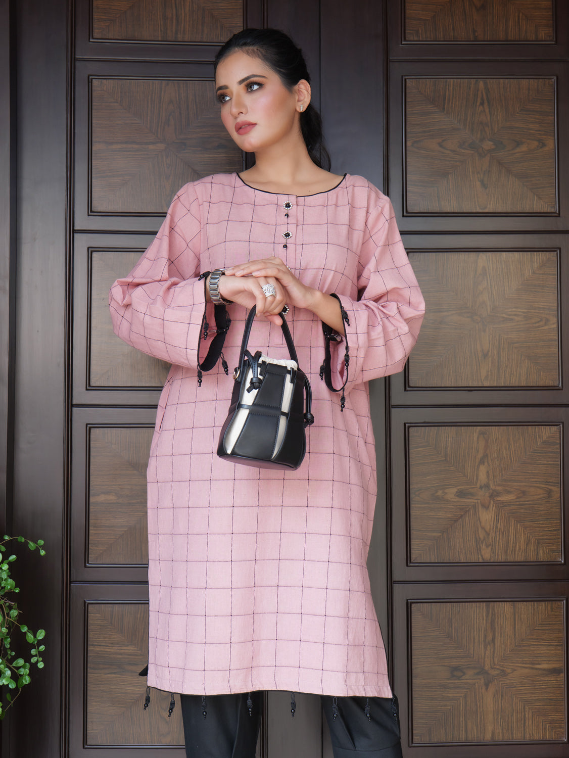 Sultana Check Kurta Set