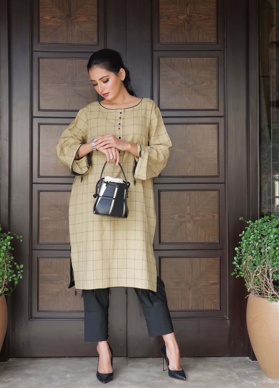 Sultana Check Kurta Set