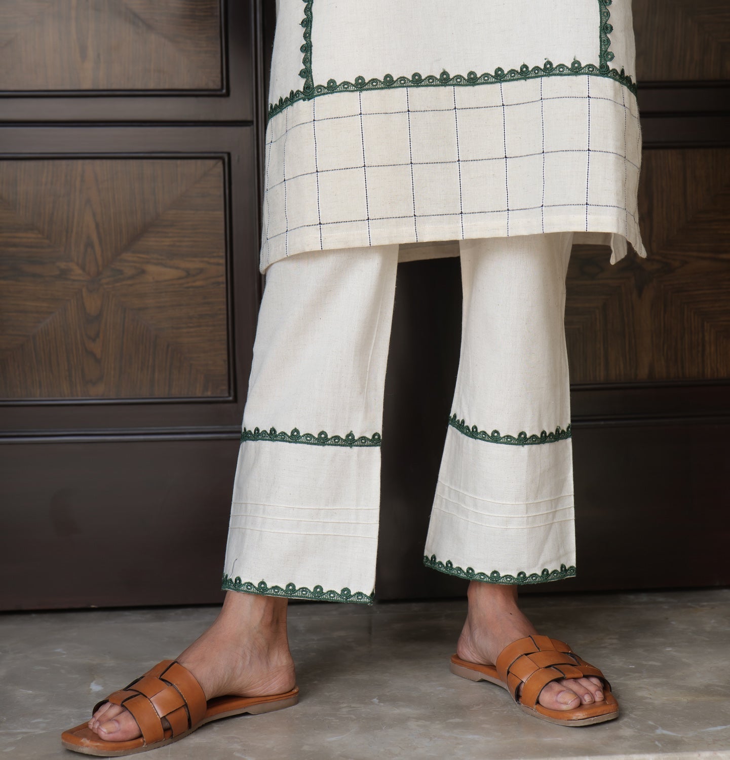 Sultana Panel Kurta Set