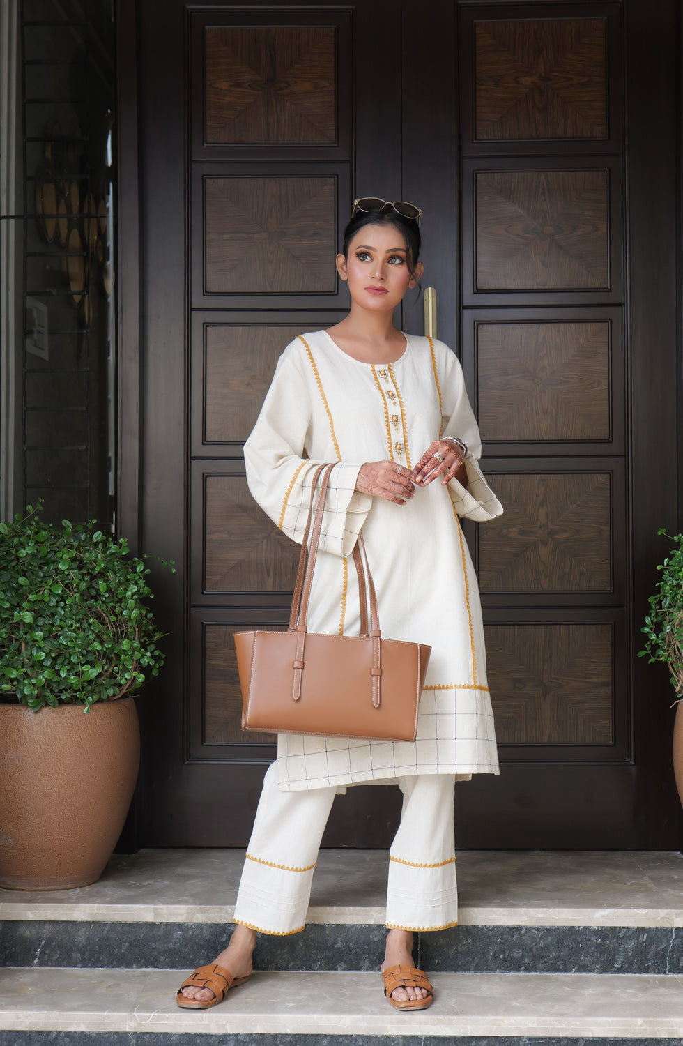 Sultana Panel Kurta Set