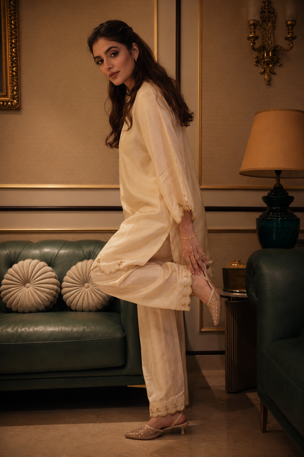 EVARA SHALWAR KAMEEZ BEIGE