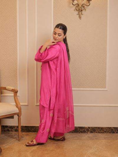 NAZO FARSHI SHALWAR KAMEEZ
