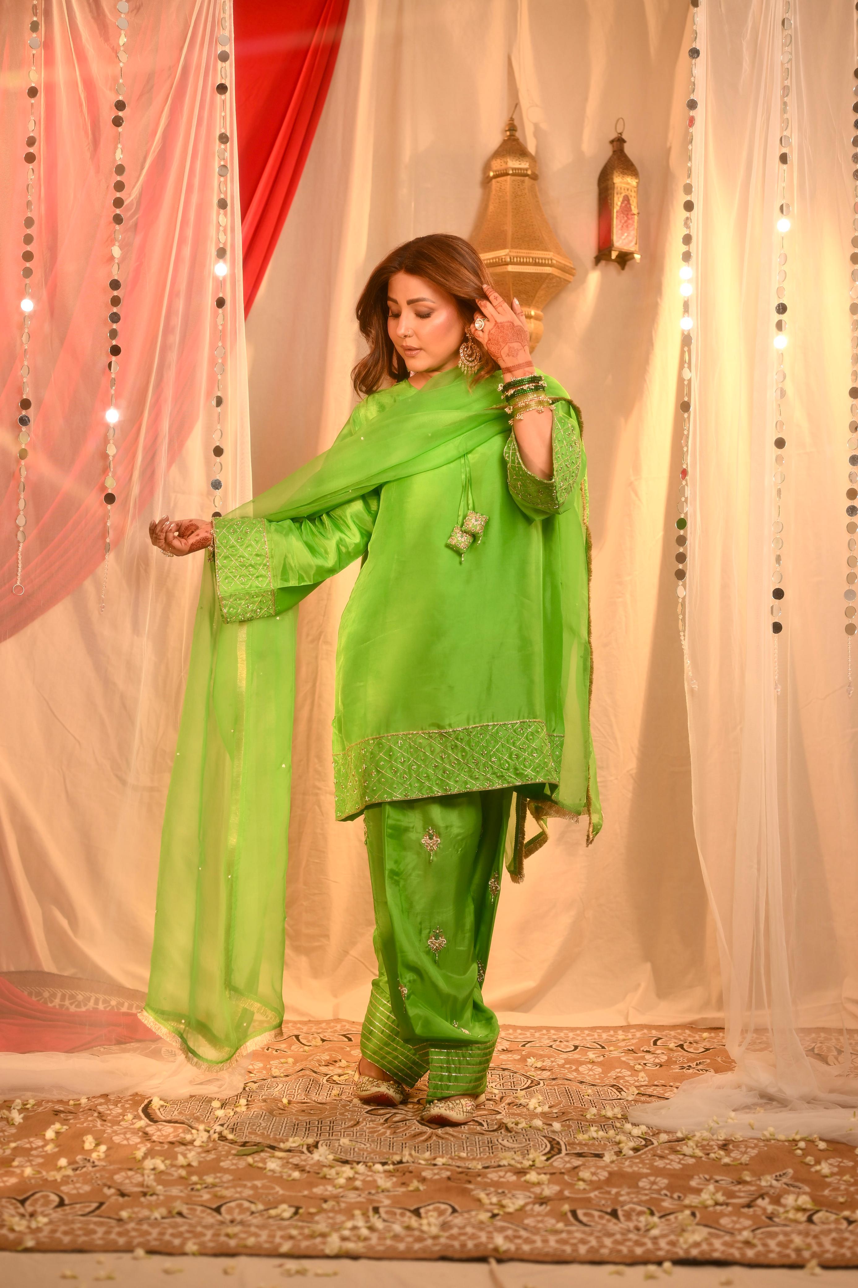 HINA FARSHI SHALWAR KAMEEZ