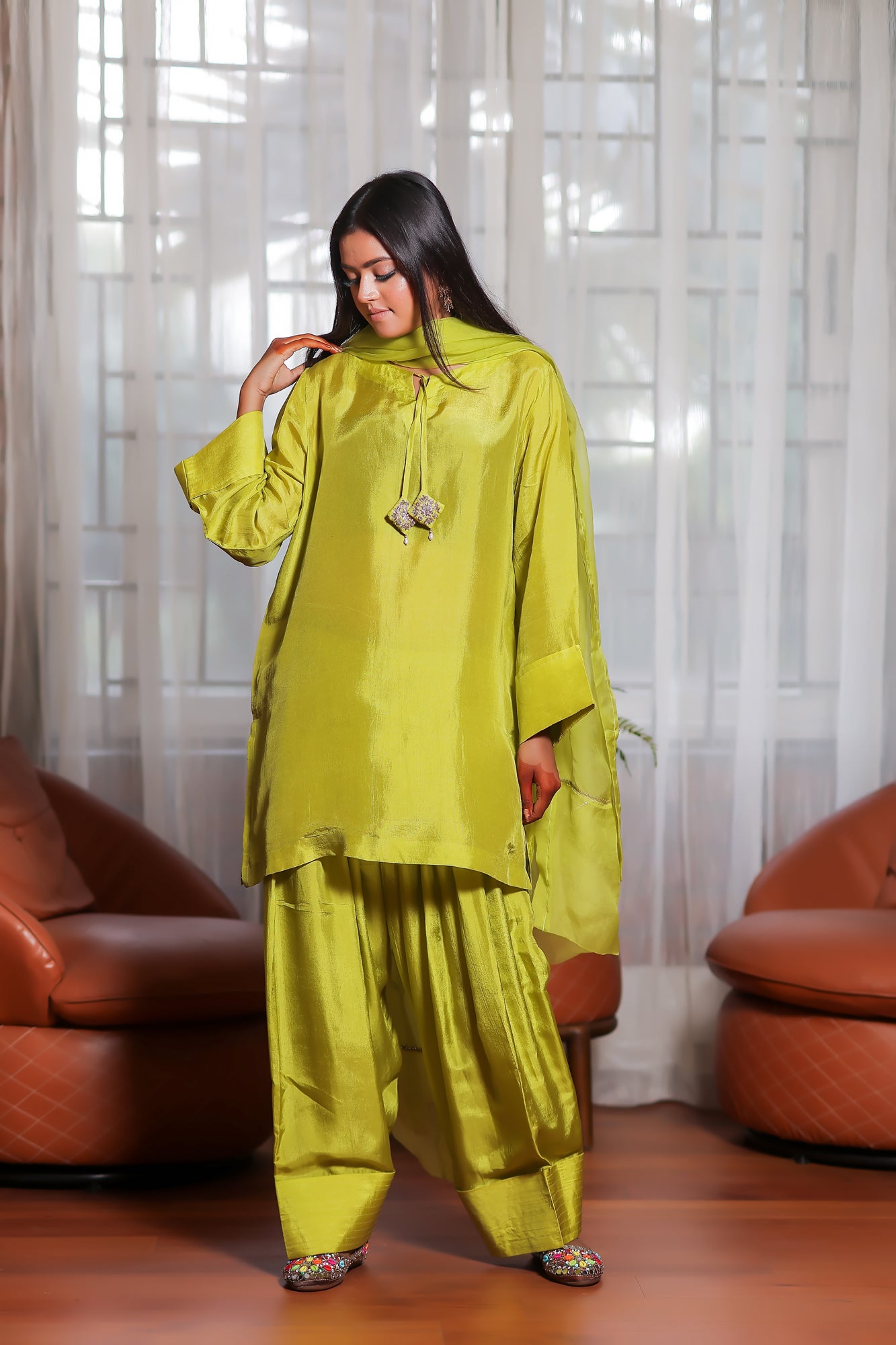 SHABO FARSHI SHALWAR KAMEEZ