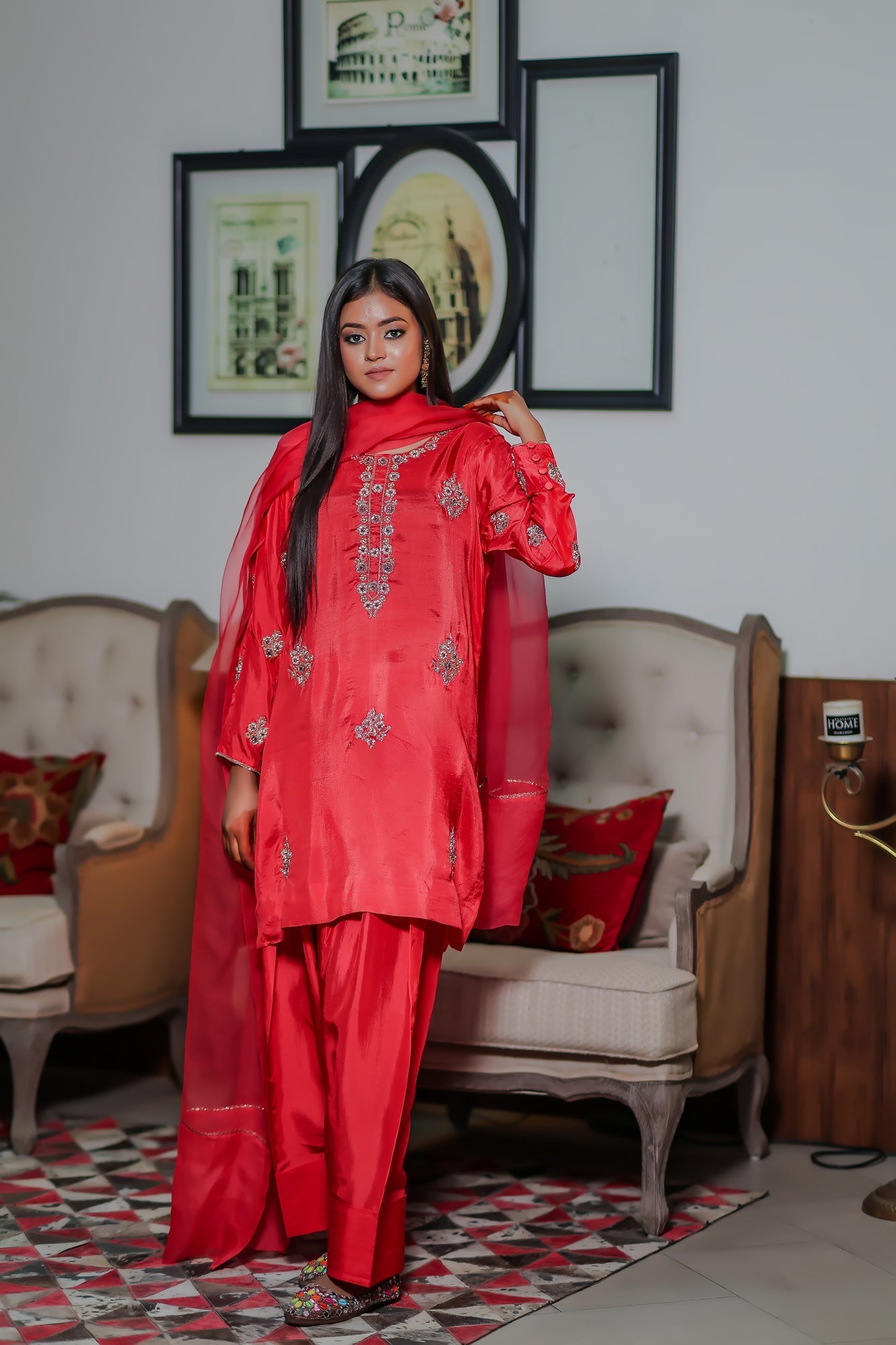 GULAABO - RED