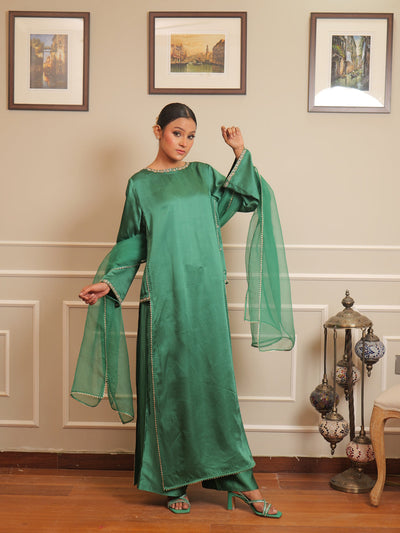 NAO018-green-1.jpg