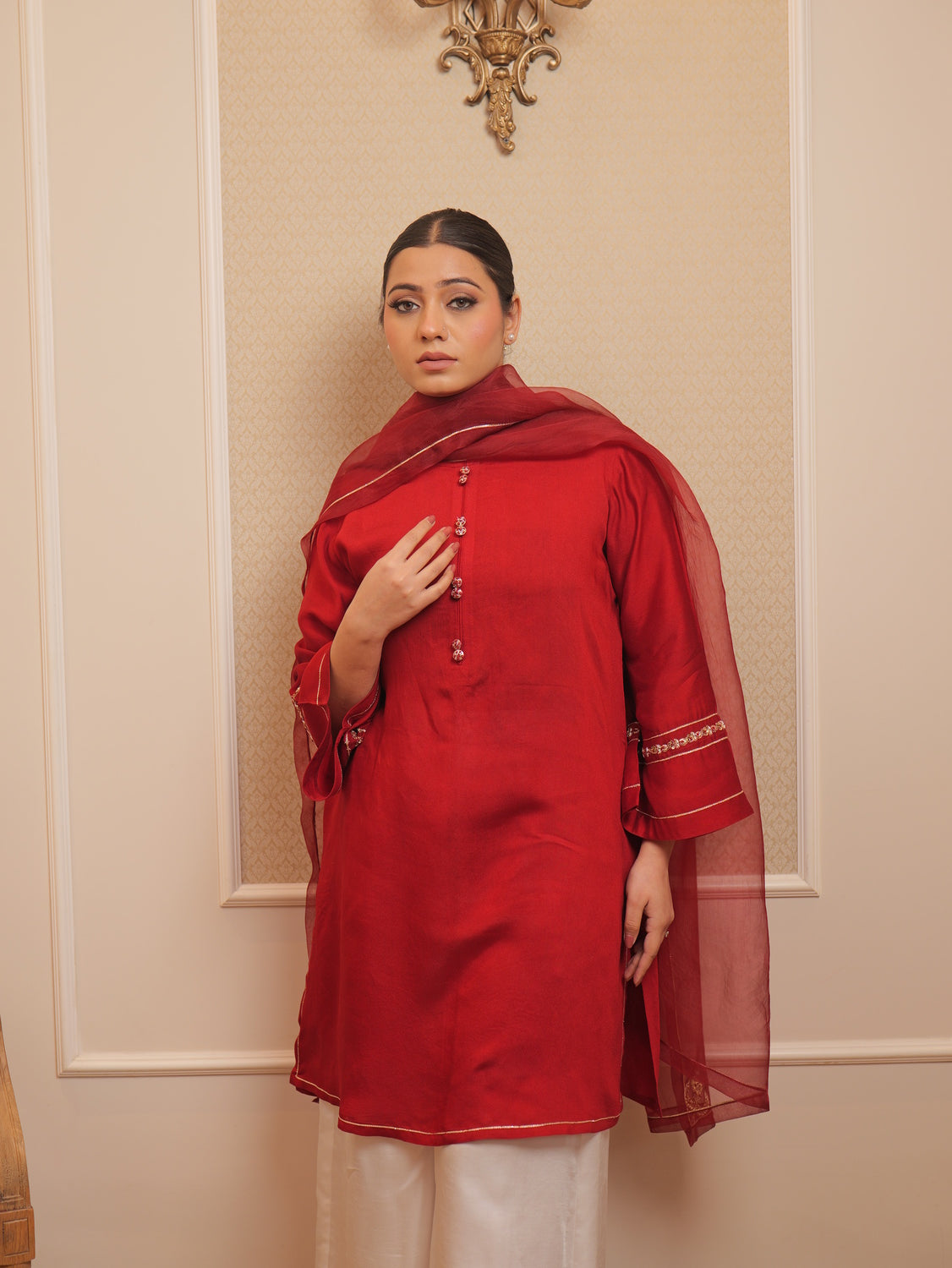 NAO022-maroon-6.jpg