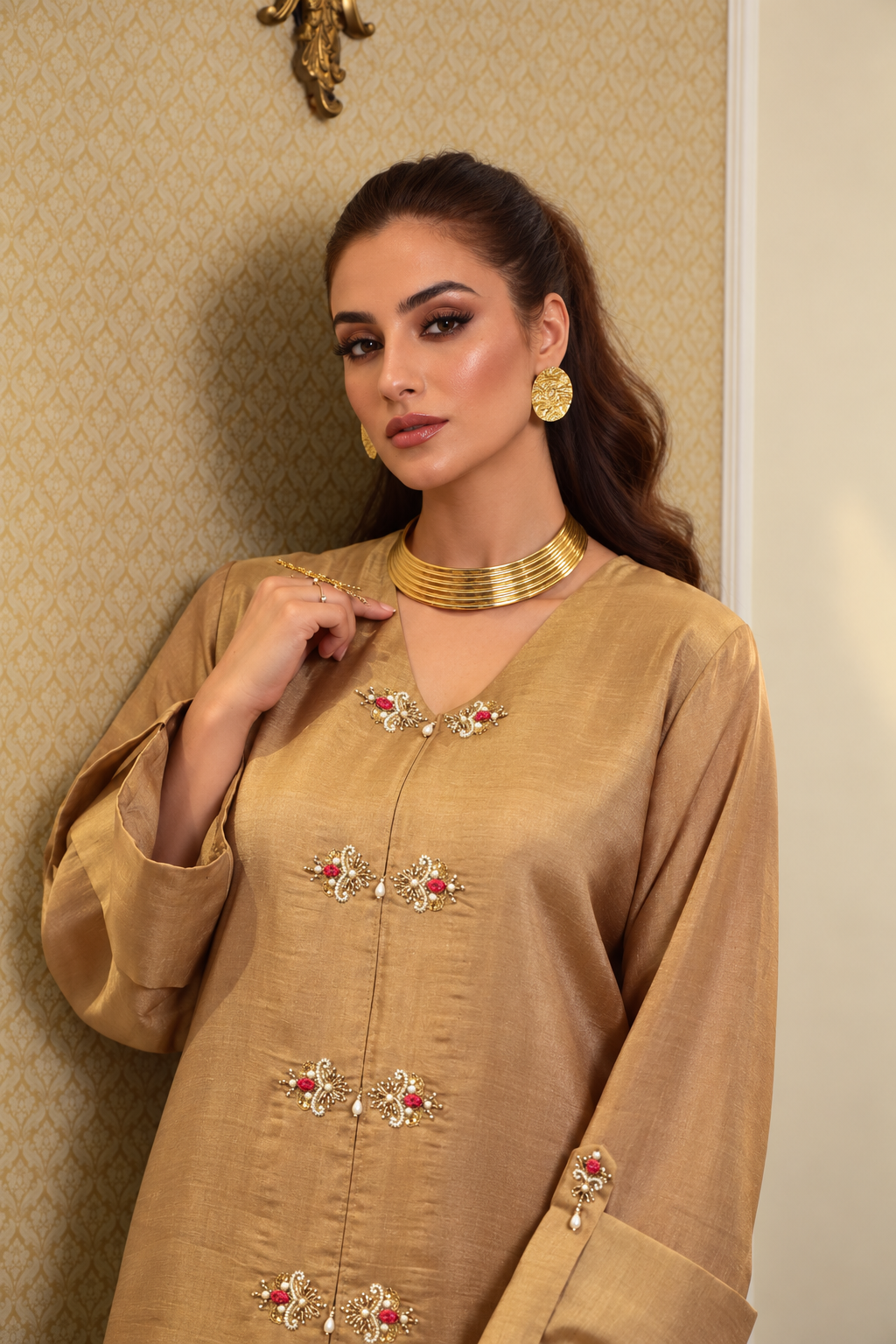 ELHA MANDARIN STYLE KAMEEZ WITH BALLOON PANTS SILK BEIGE