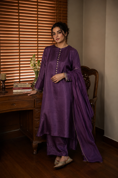 NÚR SALWAR KAMEEZ