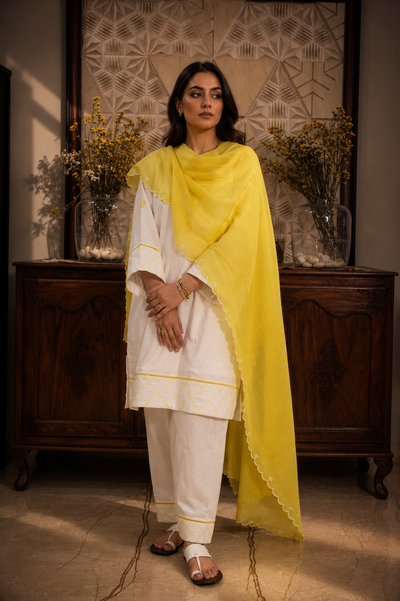 NARGIS SHALWAR KAMEEZ