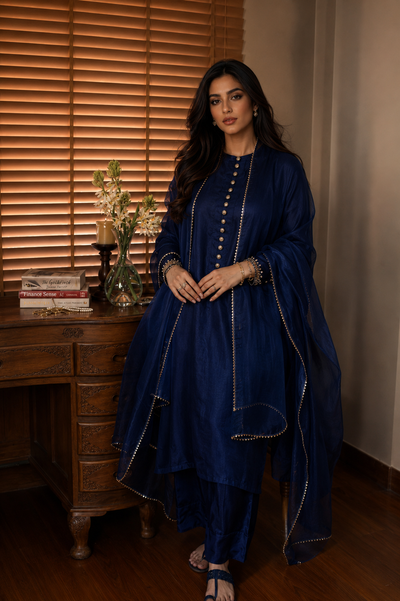 NÚR SALWAR KAMEEZ
