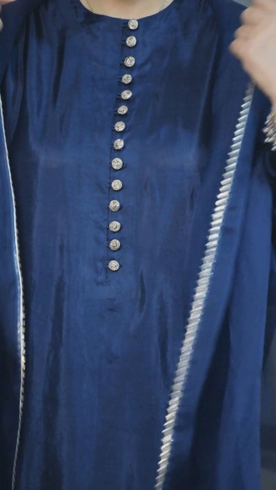 NÚR SALWAR KAMEEZ