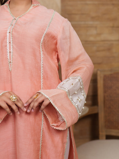 Jashan-e-Bahara Statement Sleeve Embellished Kurta