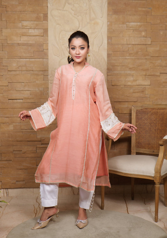 Jashan-e-Bahara Statement Sleeve Embellished Kurta