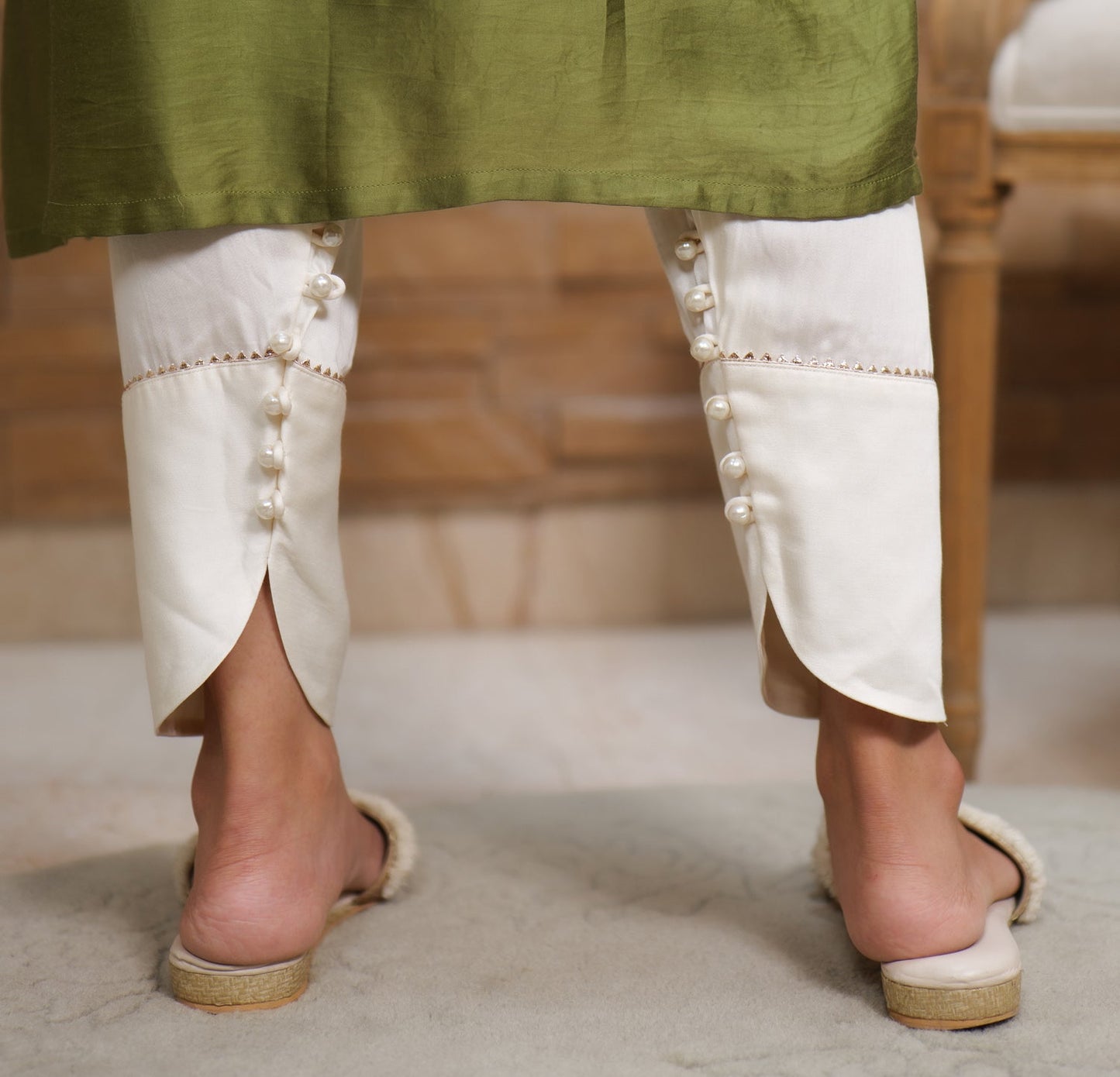 Jashan-e-Bahara Zardozi Embroidered Sleeve  Kurta